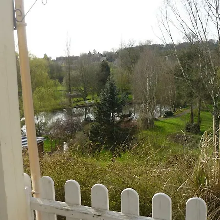 克洛斯乡村度假酒店 * Chérencé-le-Roussel