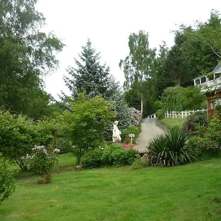 克洛斯乡村度假酒店 * Chérencé-le-Roussel