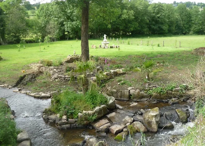 Le Clos De Chérencé-le-Roussel
